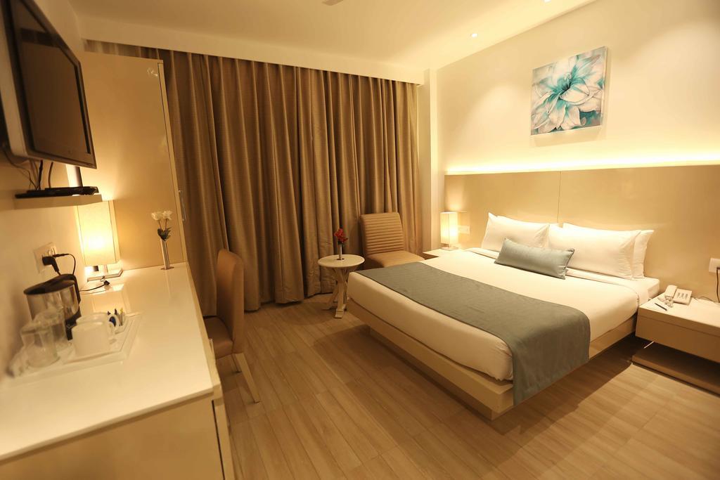 Hotel Shanti Palace West Νέο Δελχί Εξωτερικό φωτογραφία
