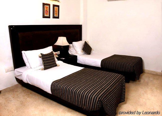 Hotel Shanti Palace West Νέο Δελχί Δωμάτιο φωτογραφία