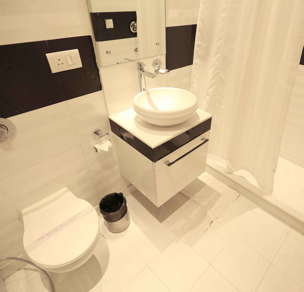 Hotel Shanti Palace West Νέο Δελχί Εξωτερικό φωτογραφία
